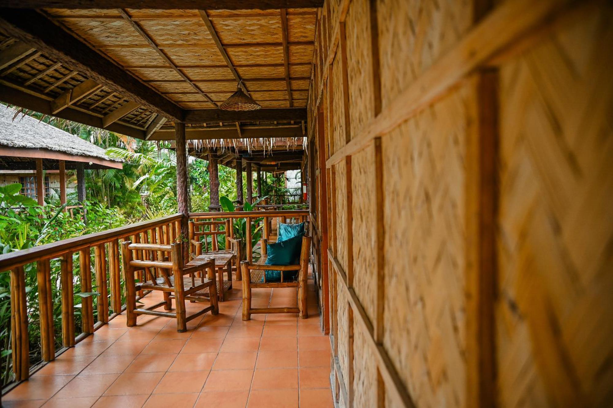 Garden Of Eden Dive Resort Puerto Galera Ngoại thất bức ảnh