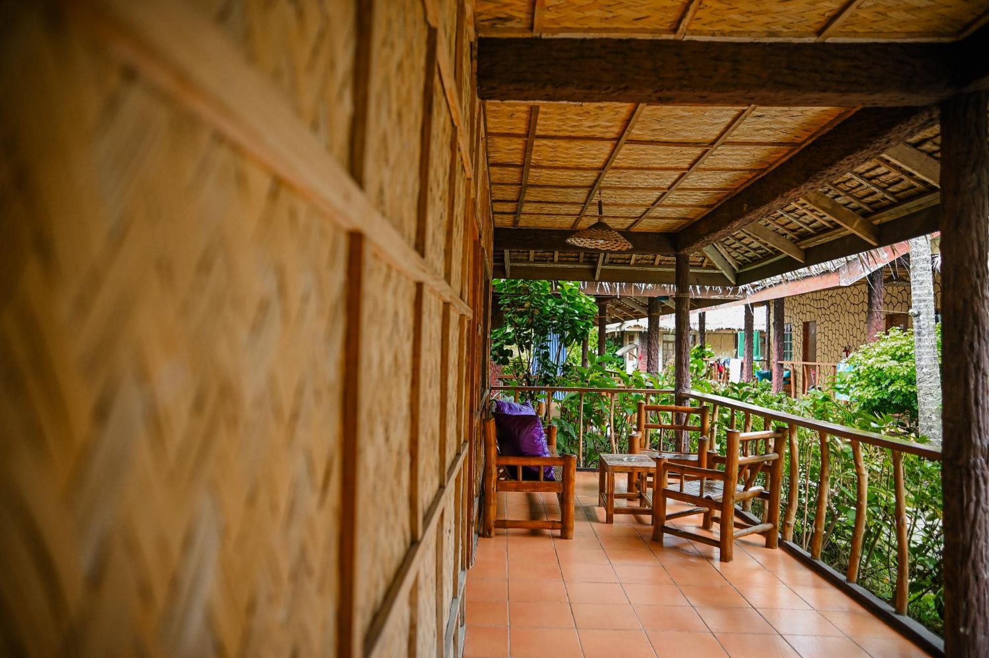Garden Of Eden Dive Resort Puerto Galera Ngoại thất bức ảnh
