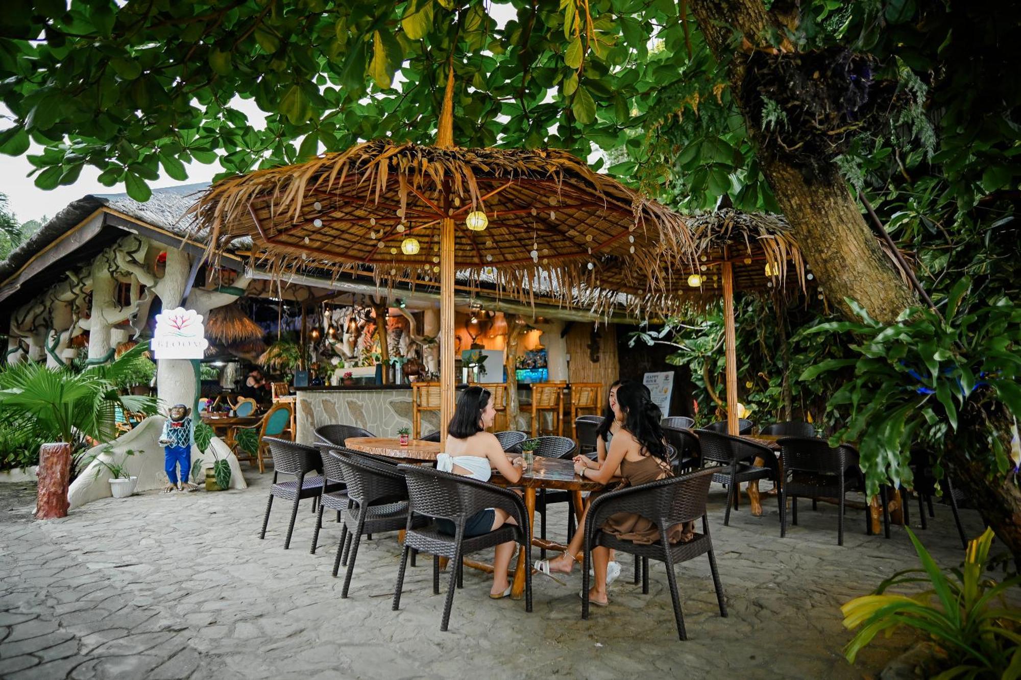 Garden Of Eden Dive Resort Puerto Galera Ngoại thất bức ảnh