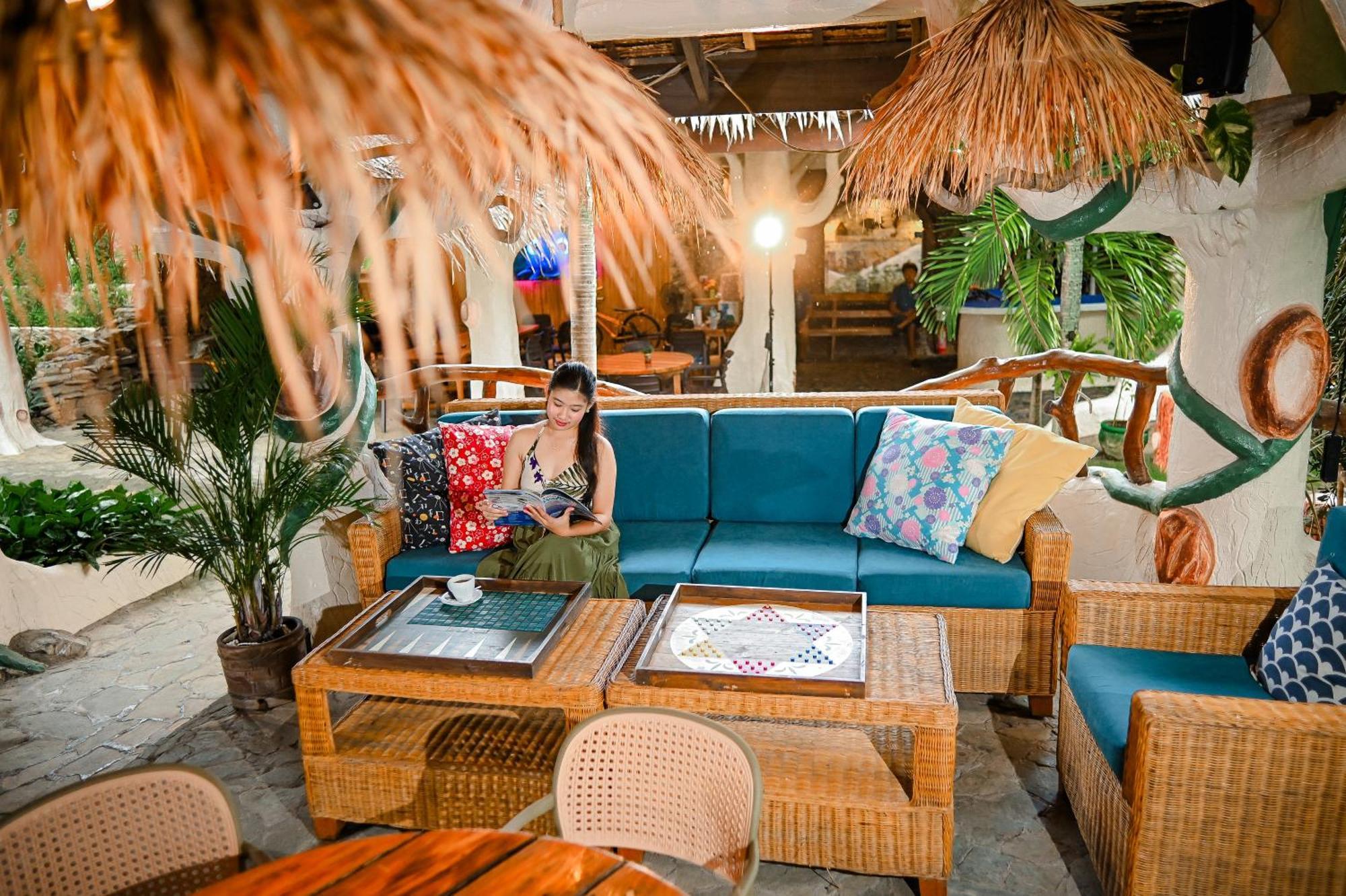 Garden Of Eden Dive Resort Puerto Galera Ngoại thất bức ảnh