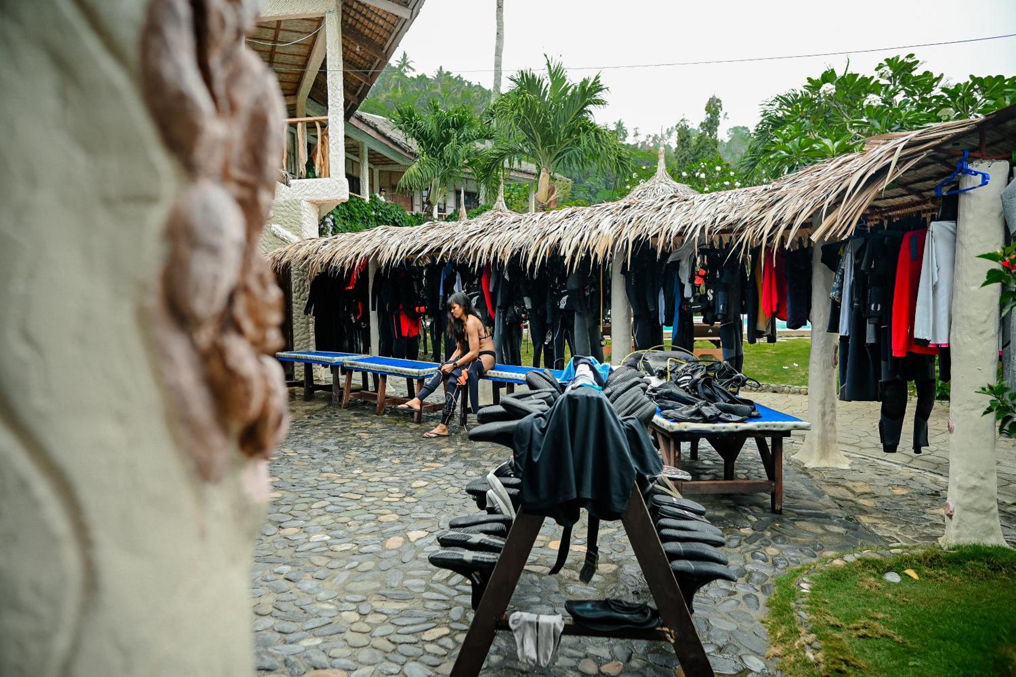 Garden Of Eden Dive Resort Puerto Galera Ngoại thất bức ảnh
